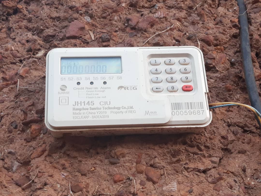 Prepaid electricity meter with numeric keypad